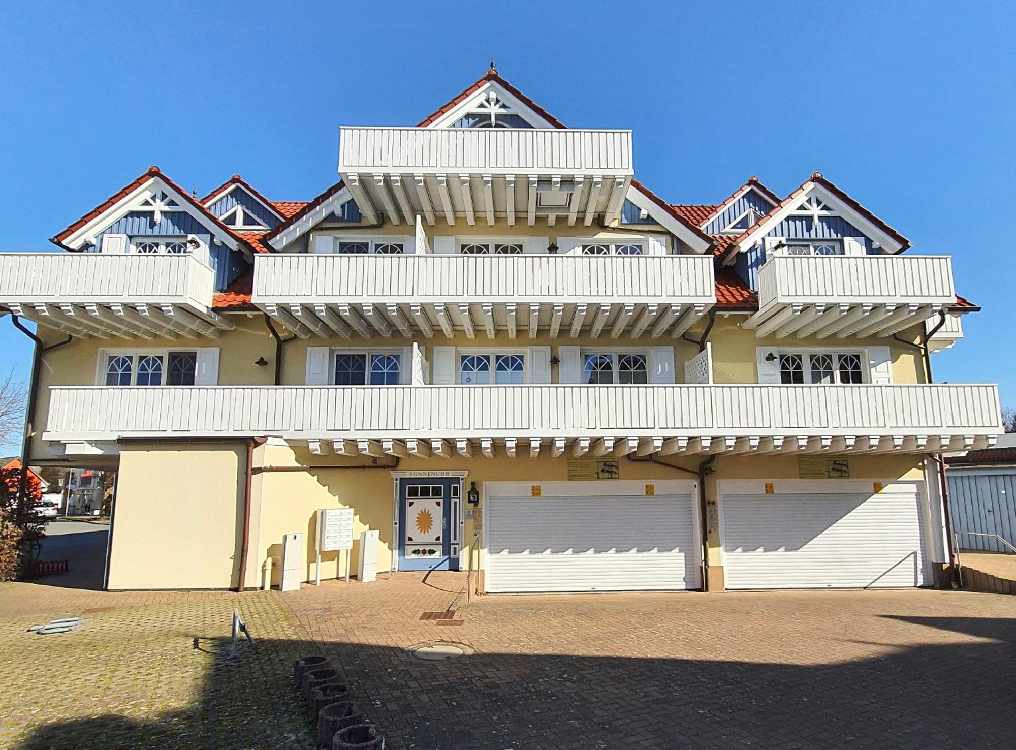 Fritz_Reuter_Str_Sonnenuhr_Wg_5 Zingst Exterior foto